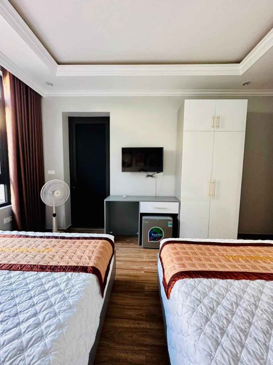 Viet Hoang Hotel Hạ Long-öböl Kültér fotó