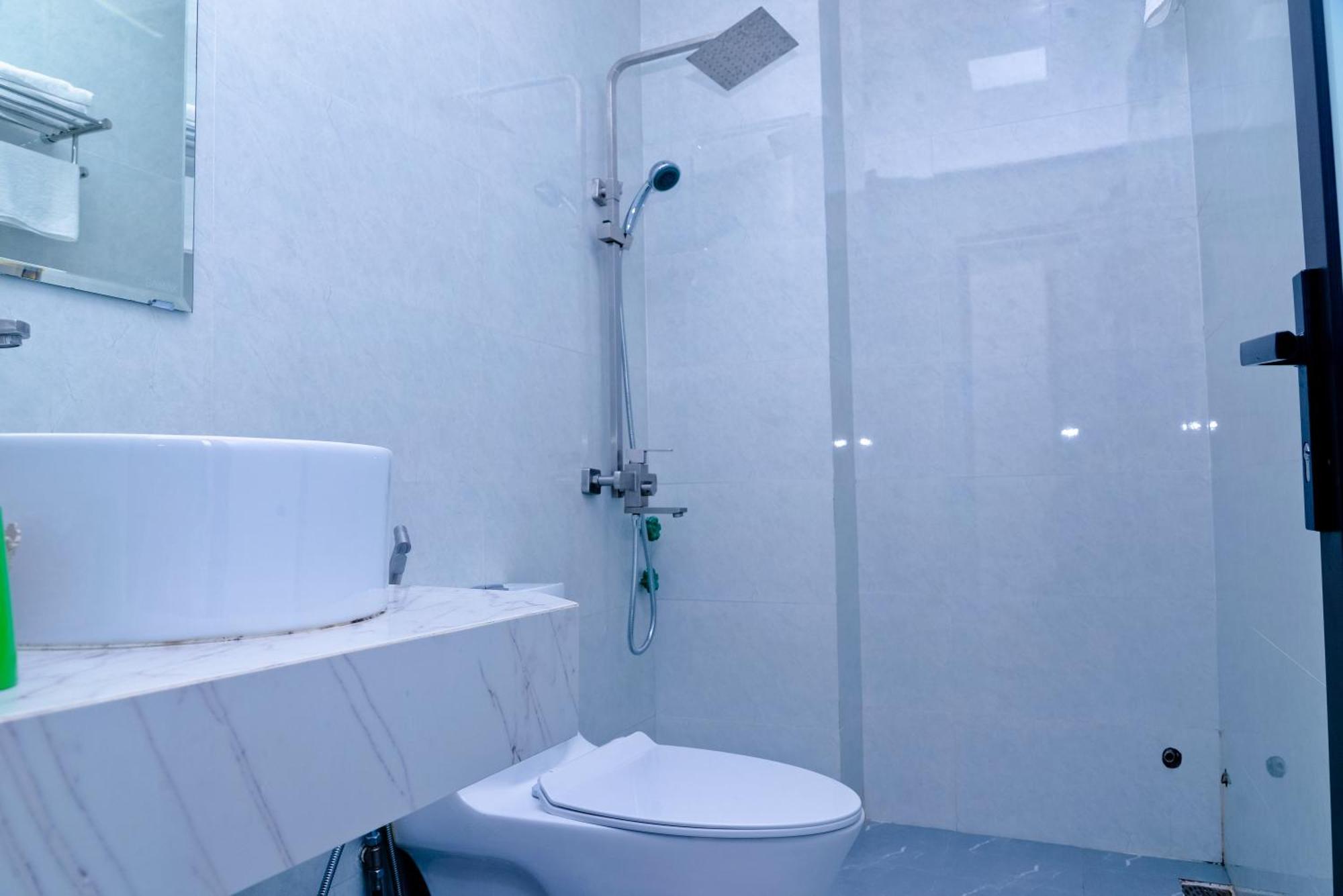 Viet Hoang Hotel Hạ Long-öböl Kültér fotó