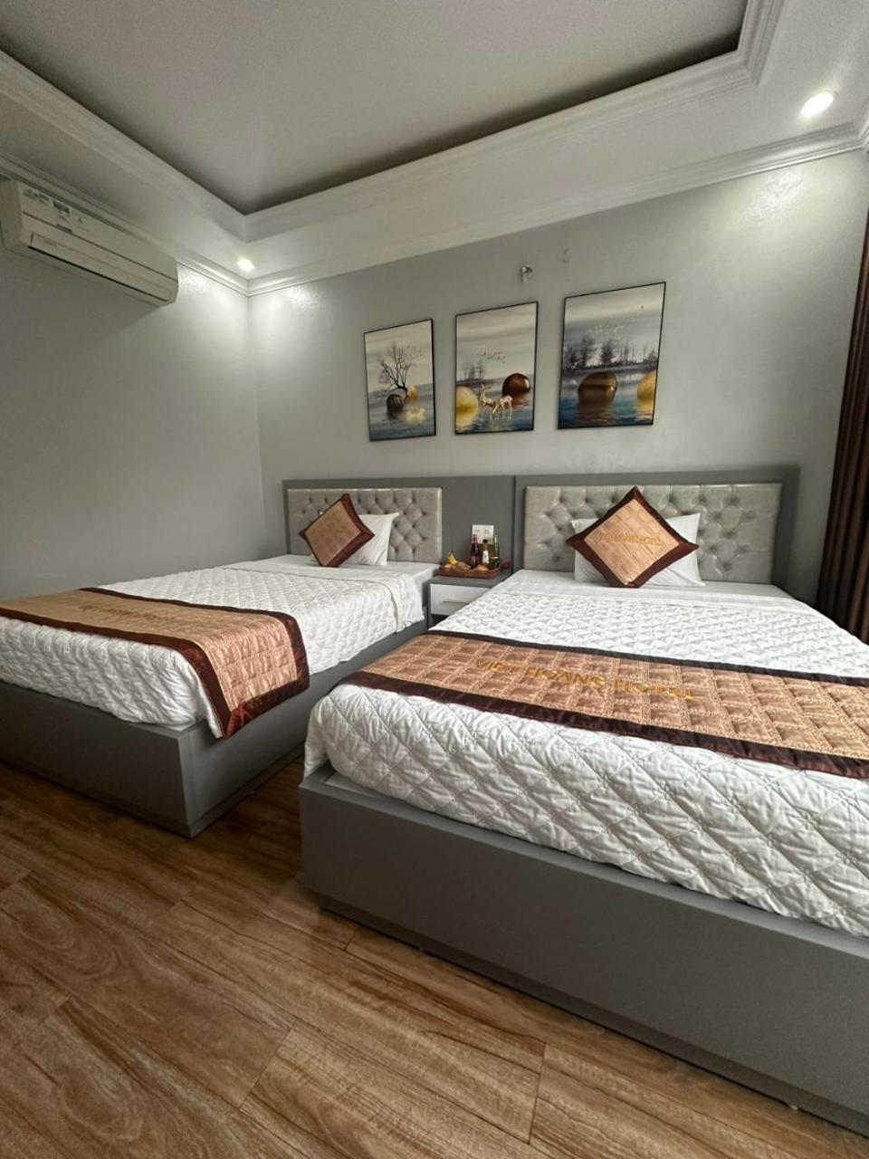 Viet Hoang Hotel Hạ Long-öböl Kültér fotó